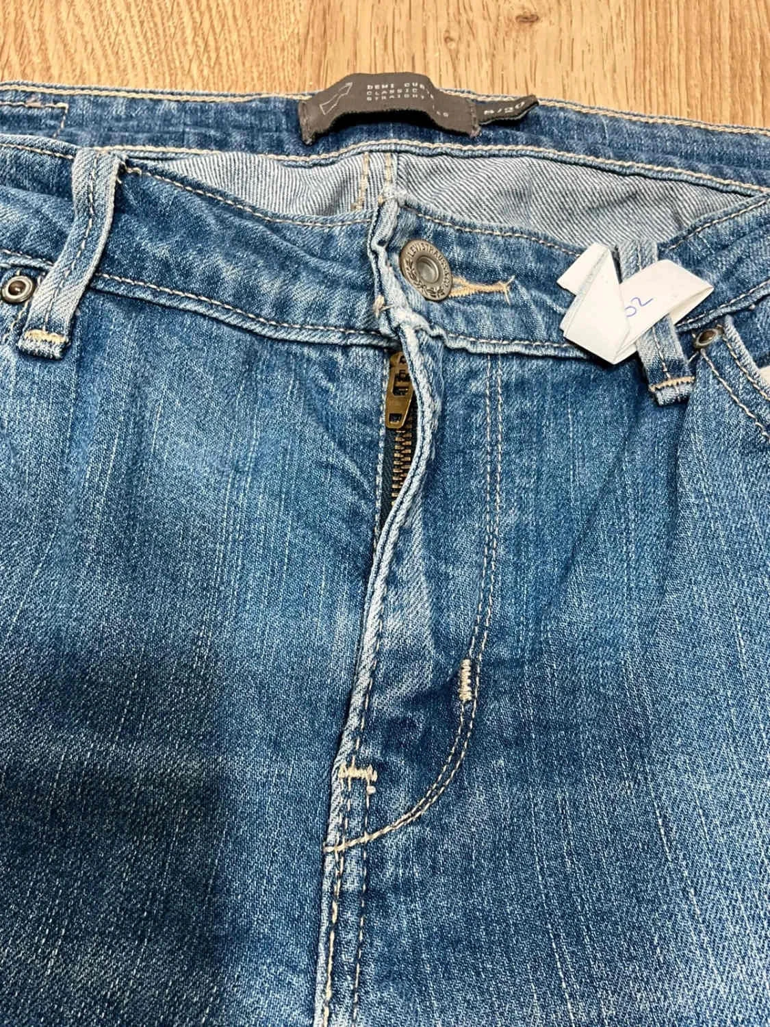 Jean Levi's Demi Curve Straight Leg Taille 8/29 Prepy Coton Bleu Lvf 002 – photo 5
